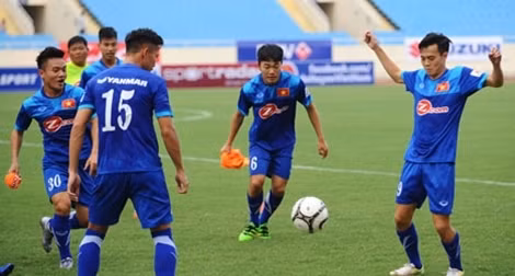 "Bác sĩ ngoại, trình độ cao..." và khoảng trống y học thể thao