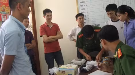 Cơ quan điều tra đang niêm phong tang vật vụ án.