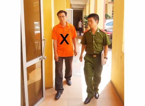 Đối tượng Kiên (X) tại cơ quan điều tra.