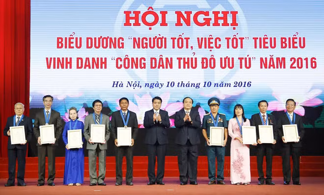 Biểu dương "Người tốt, việc tốt" và vinh danh 9 "Công dân Thủ đô ưu tú" 