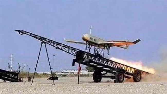Đại bàng Oghab xuất kích (Ảnh: Quân đội Iran)
