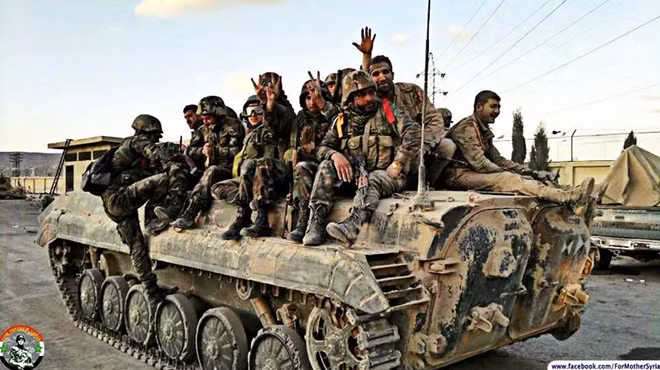 Trong khi giảm hoạt động không kích ở phía Đông, quân đội Syria đang tiến vào phía Bắc TP Aleppo (Ảnh: SANA)