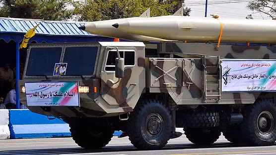 Tên lửa Fetah-110 của Iran.