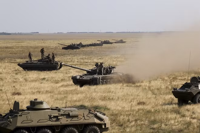 Ukraina cho rằng Nga đang tích tụ thiết bị quân sự ở Crimea
