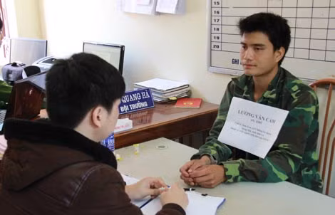 Lương Văn Cẳm đã bị bắt giữ sau 5 ngày gây ra tội ác. Lương Văn Cẳm đã bị bắt giữ sau 5 ngày gây ra tội ác.