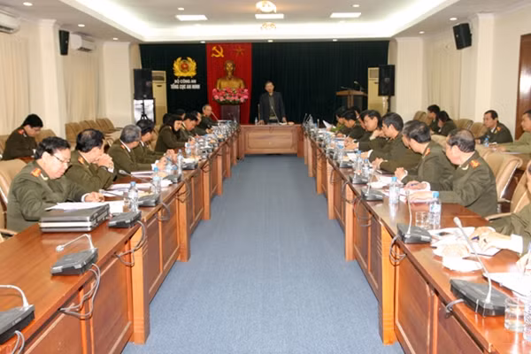 Toàn cảnh buổi làm việc. Ảnh Việt Hưng.