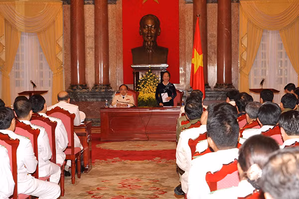 Toàn cảnh buổi gặp mặt. Toàn cảnh buổi gặp mặt.