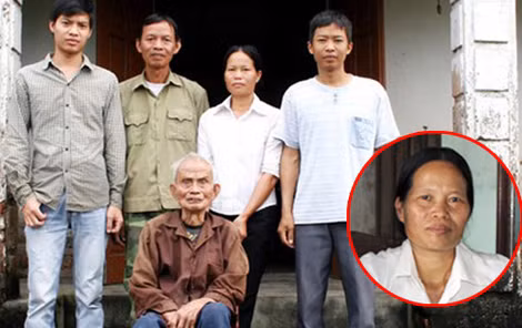 Chị Lý cùng đại gia đình.