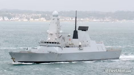 Khu trục hạm HMS Duncan (D37) lớp Type-45.