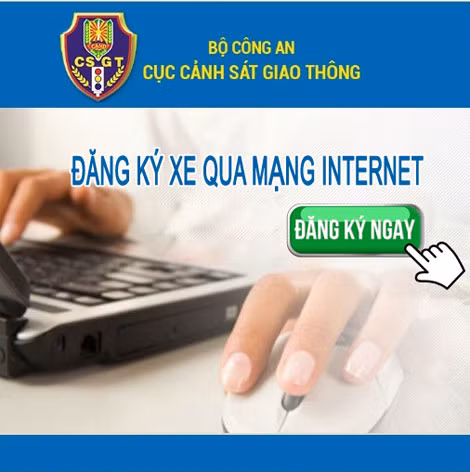 Truy cập Website CSGT chọn mục này Và thực hiện các thao tác sau: - Chọn loại xe và thủ tục đăng ký; - Nhập thông tin đăng ký, chọn lịch hẹn đăng ký; - Gửi hồ sơ và lưu lại mã hồ sơ. Sau khi hoàn tất thủ tục trên mạng, chủ xe mang xe và hồ sơ xe đến điểm đăng ký