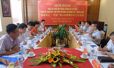 Công an tỉnh Lạng Sơn hội đàm với Công an Quảng Tây, Trung Quốc