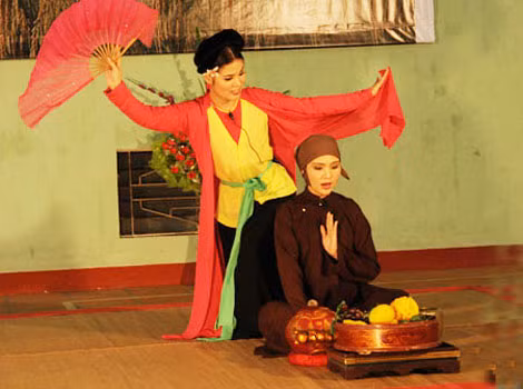 Những vở diễn nghệ thuật truyền thống đặc sắc như vở chèo "Quan âm thị Kính" rất hiếm có cơ hội tỏa sáng trên sân khấu Nhà hát Lớn Hà Nội.