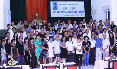 Một số đại biểu dự Hội nghị những người viết văn trẻ lần thứ VIII (năm 2011) nay đã trở thành những cây bút trưởng thành.