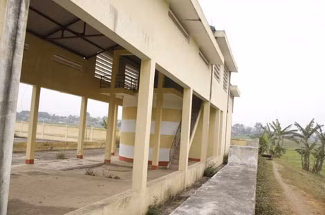 Nhà máy xử lý rác xã Đồng Luận không hoạt động. Nhà máy xử lý rác xã Đồng Luận không hoạt động.