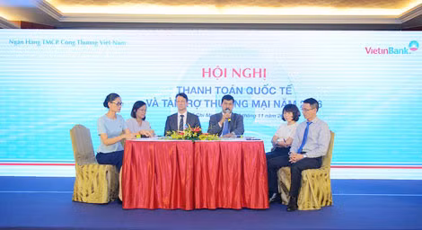 Các diễn giả đã chia sẻ nhiều thông tin hữu ích cho DN.