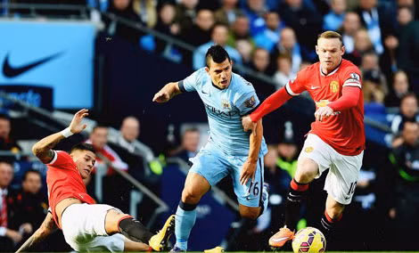 Derby Manchester luôn hết sức máu lửa.