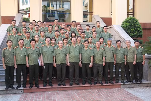Bộ trưởng Trần Đại Quang cùng các đại biểu dự buổi làm việc. Ảnh Việt Hưng.