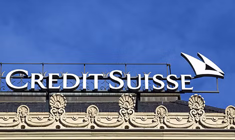 Standard Chartered và Credit Sussie là 2 trong số các ngân hàng lớn trên thế giới đang bị FBI điều tra vì nghi ngờ giúp giới chức FIFA rửa tiền. Standard Chartered và Credit Sussie là 2 trong số các ngân hàng lớn trên thế giới đang bị FBI điều tra vì nghi ngờ giúp giới chức FIFA rửa tiền.