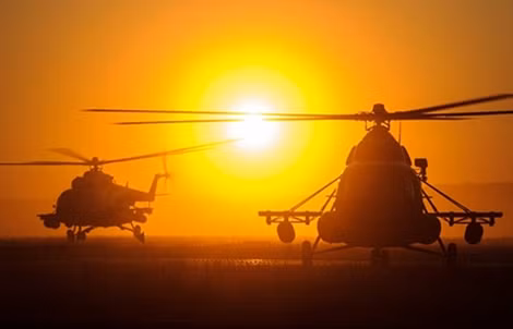 Hai trực thăng Mi-8 của Nga tham gia công tác tìm kiếm xác máy bay Su-24 bị Thổ Nhĩ Kỳ bắn hạ.