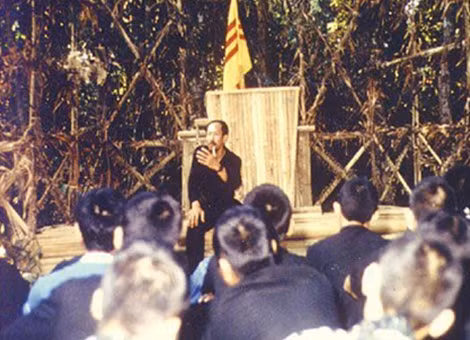 Hoàng Cơ Minh họp bàn với đồng bọn tìm cách xâm nhập về Việt Nam.