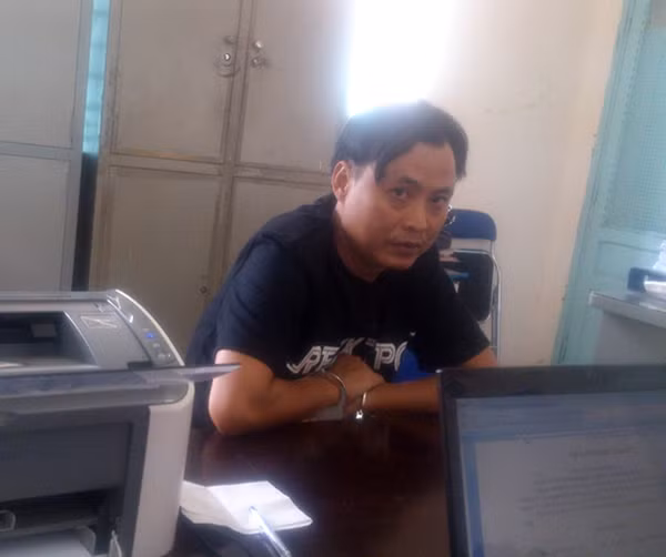 Đối tượng Lê Đình Tuấn.