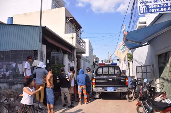 Hiện trường phòng trọ nơi hai người tử vong.