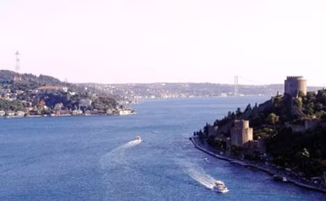 Nếu tham chiến, Thổ Nhĩ Kỳ có thể đóng cửa eo biển Bosphorus và kêu gọi sự trợ giúp của các nước thành viên NATO.