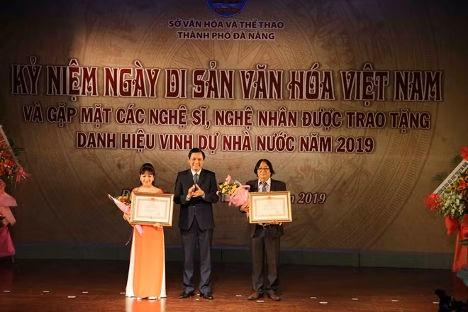 Các nghệ sĩ, nghệ nhân của TP Đà Nẵng được trao tặng Danh hiệu vinh dự Nhà nước năm 2019.