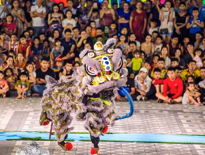 Lễ hội lân sư rồng quốc tế Đà Nẵng 2019 thu hút hơn 30 đội lân sư nổi tiếng thế giới tranh tài.