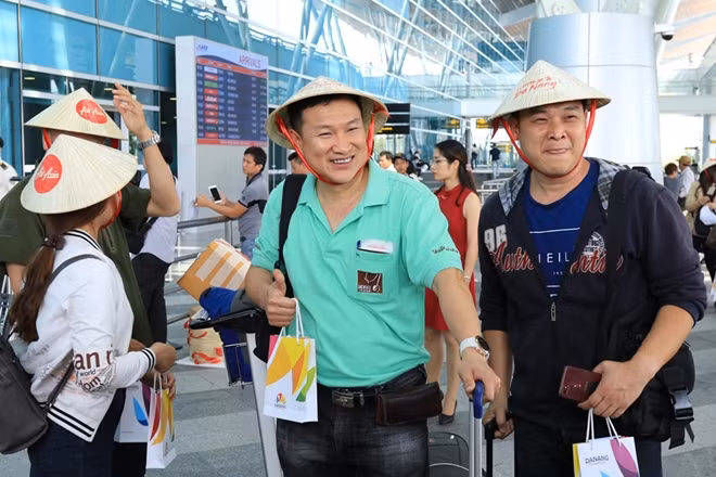 Để hoàn thành chỉ tiêu đạt hơn 8 triệu lượt khách trong 5 tháng cuối năm 2019, ngành Du lịch cần phải tập trung phát triển 3 thị trường chính là Trung Quốc, Hàn Quốc và Nhật Bản.