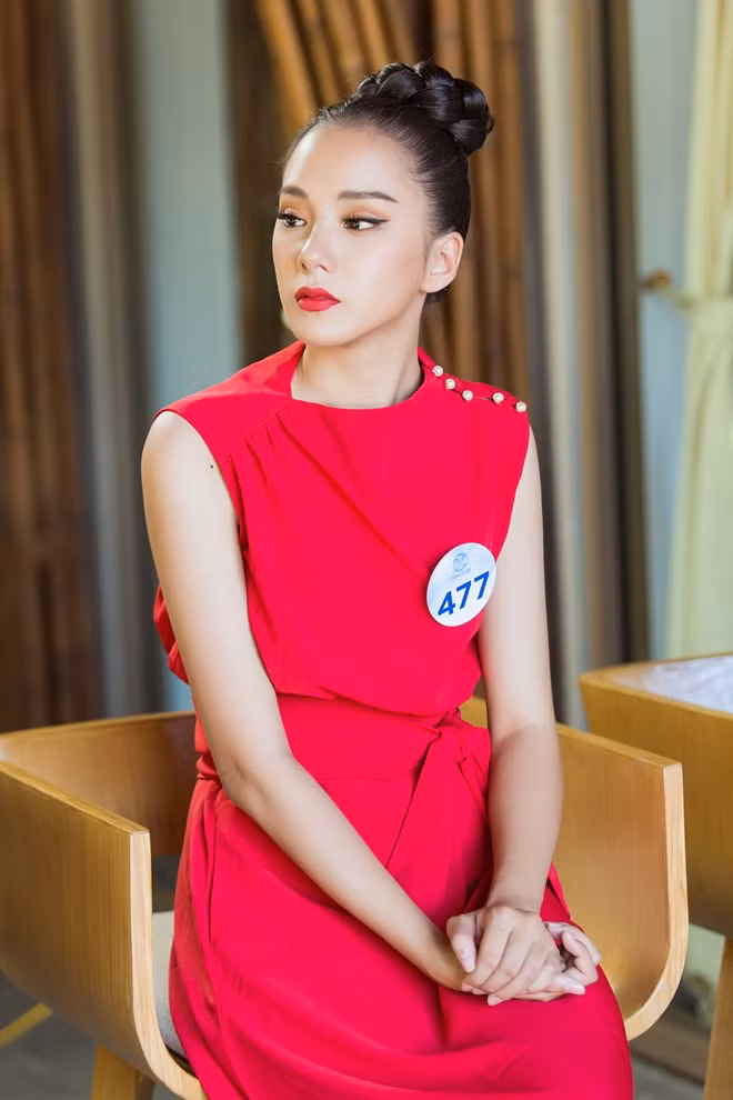 Qua chủ đề "Thế giới ảo, giá trị thật", các thí sinh đã bày tỏ sự hiểu biết, ứng xử thông minh tại phần thi Head to Head Challenge.