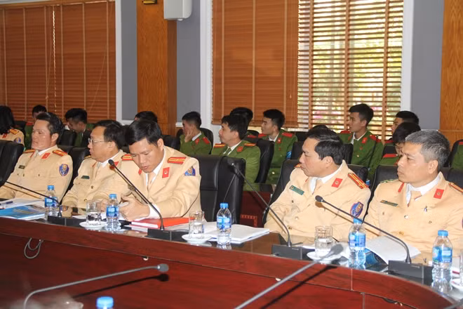 Các đại biểu tham dự hội thảo