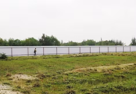 Một trong nhiều dự án treo ở xã ven biển Trung Giang.