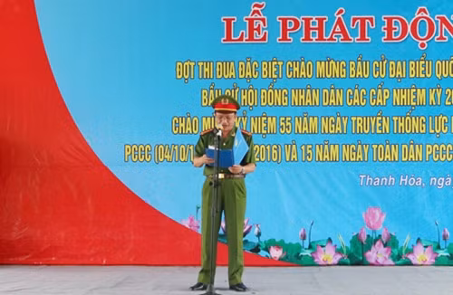 Đại tá Đỗ Văn Hiền, Phó giám đốc Cảnh sát PCCC tỉnh Thanh Hóa phát động đợt thi đua đặc biệt.