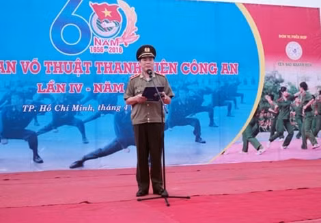 Trung tướng Nguyễn Xuân Mười phát biểu tại buổi lễ.
