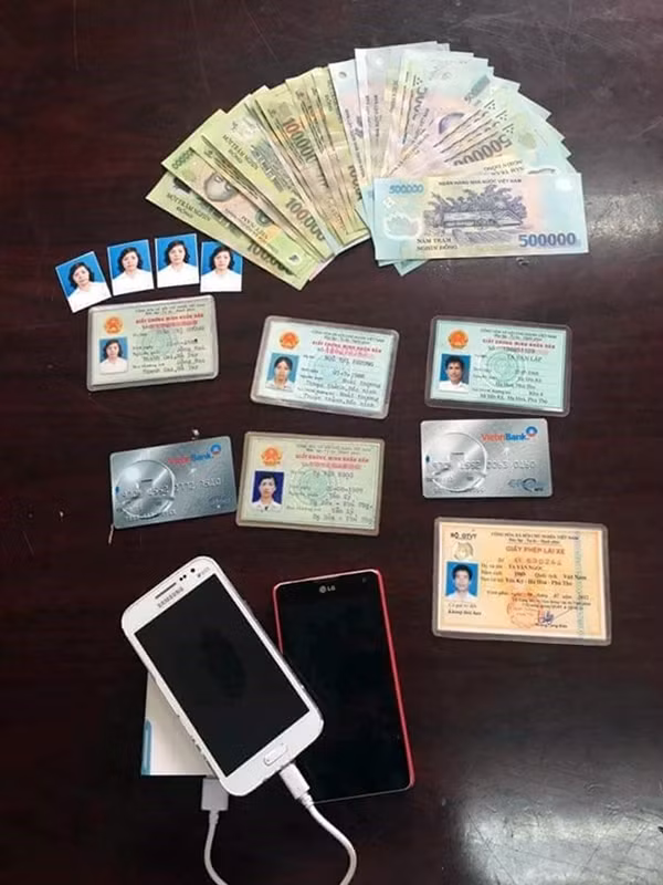 Tang vật bị cơ quan CA thu giữ.