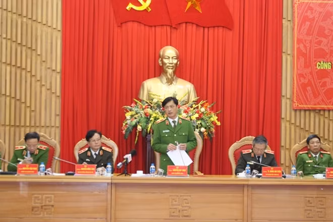 Thiếu tướng Nguyễn Duy Ngọc chủ trì Hội thảo