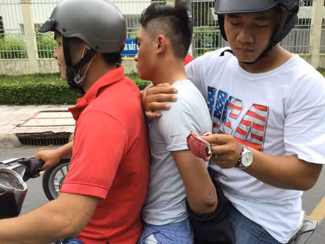 Đối tượng được di lý về cơ quan Công an