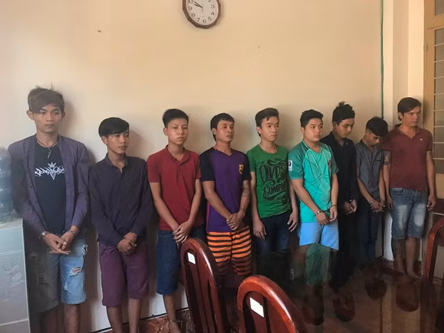 Các đối tượng bị bắt giữ