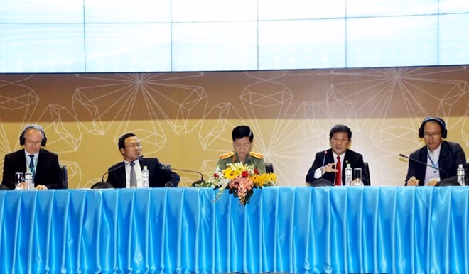 Đại biểu tham dự Hội nghị