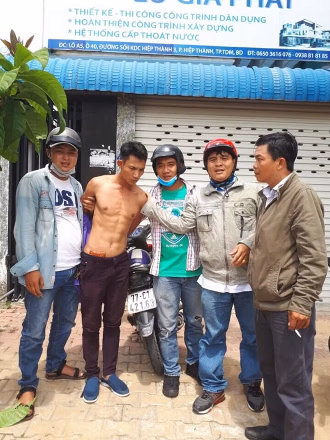 Đối tượng bị các “Hiệp sĩ” bắt giữ