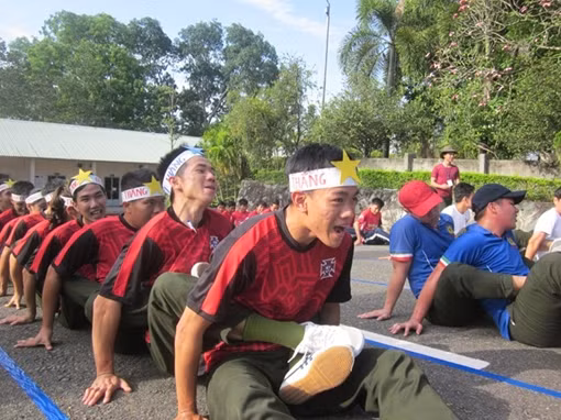 Tuổi trẻ Cao đẳng ANND II hưởng ứng Ngày đoàn viên