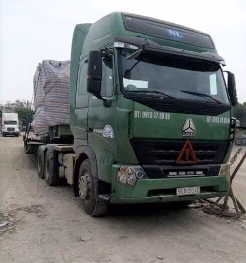 Phát hiện xe “siêu trường, siêu trọng” không phép di chuyển từ Bắc vào Nam