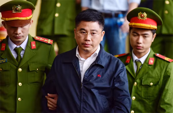 Nguyễn Văn Dương tại tòa. Nguyễn Văn Dương tại tòa.