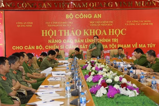 Khai giảng lớp đào tạo bồi dưỡng tiếng Lào cho lực lượng Cảnh sát điều tra tội phạm về ma tuý ảnh 3