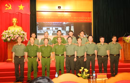 Tập huấn chuyên sâu Luật Công an nhân dân năm 2018