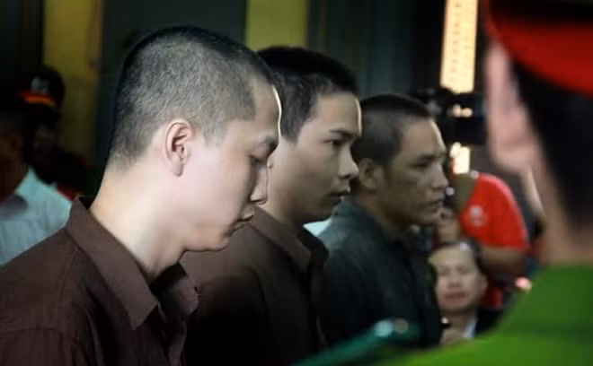 Các bị cáo tại phiên tòa phúc thẩm.