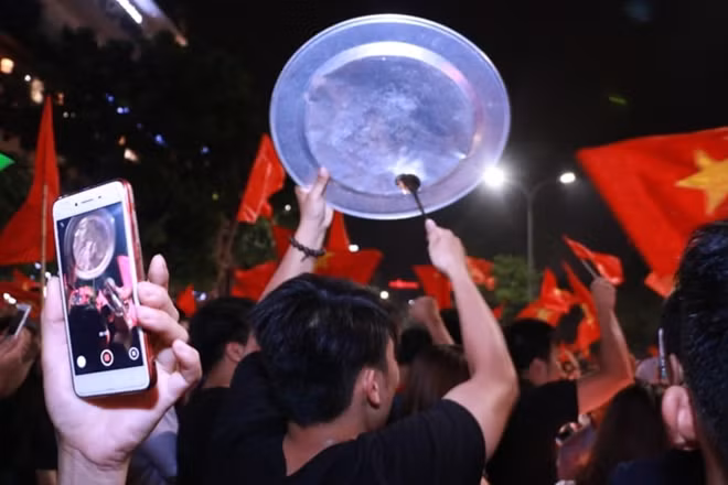 Mọi thứ đều tận dụng để gõ.