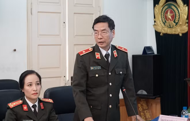 Thiếu tướng Phạm Văn Miên tại buổi GLTT.
