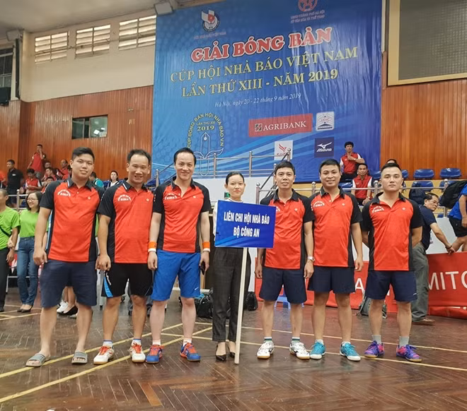 Đội tuyển của Liên chi hội Nhà báo Bộ Công an.
